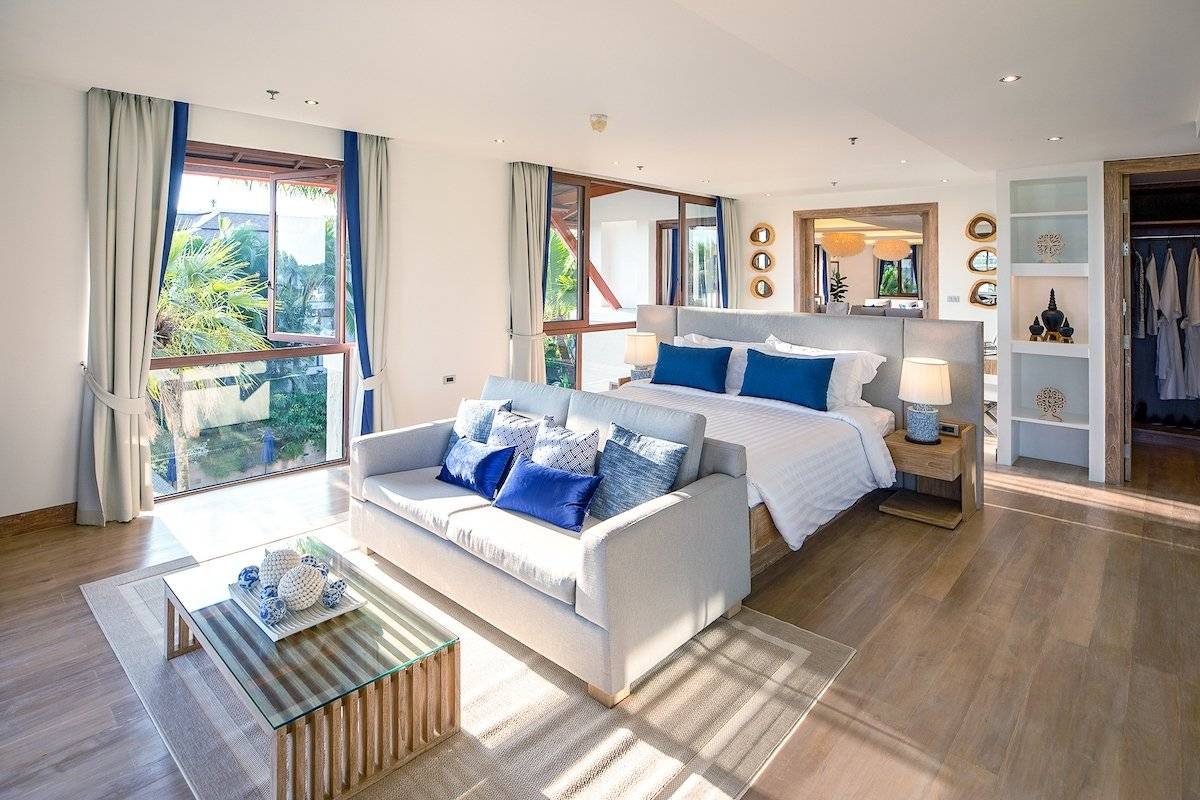 Penthouse Skyline